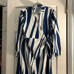 Women’s dress
